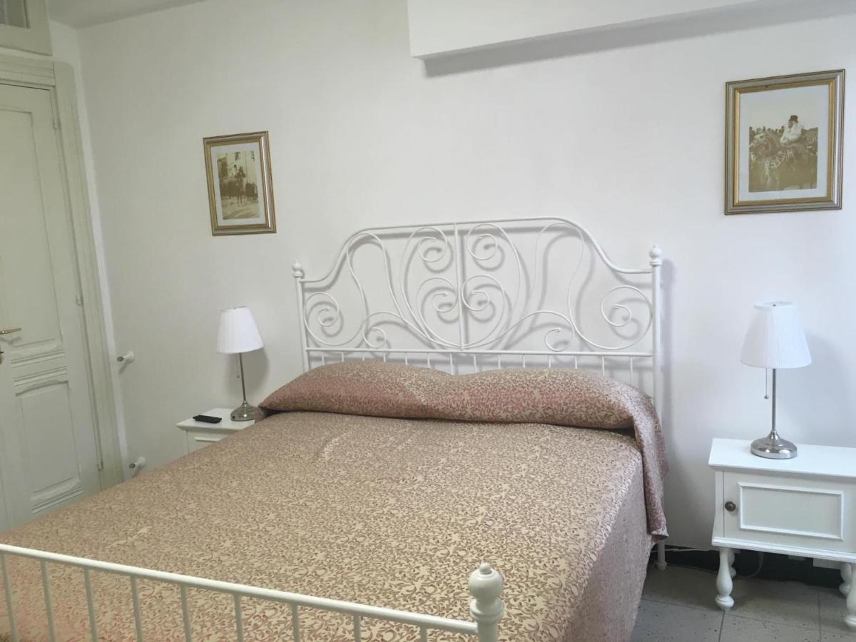Affittacamere Juighissa Leonora Οριστάνο Εξωτερικό φωτογραφία